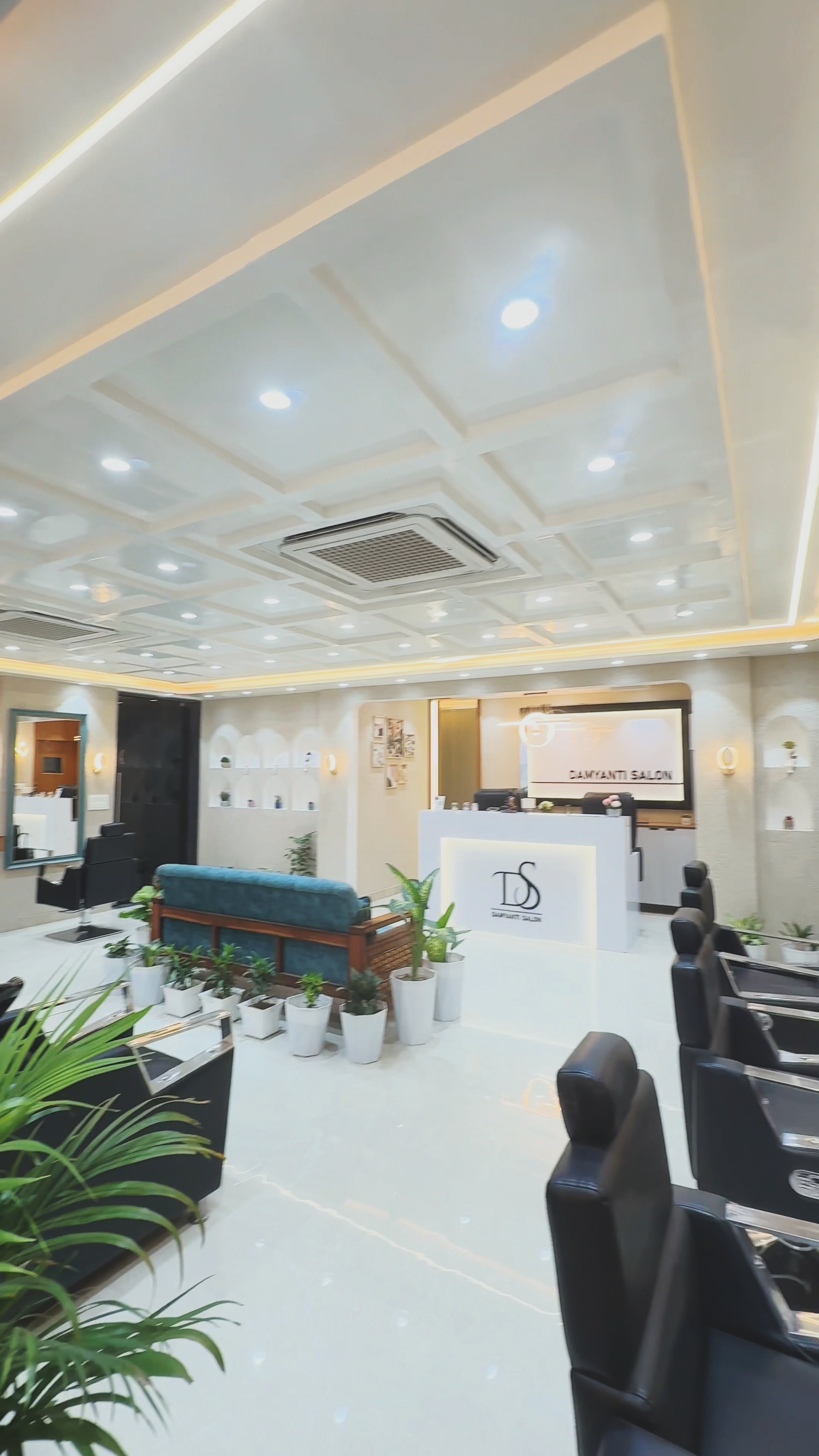 Frame 4f — Damyanti Salon | Damyanti Salon